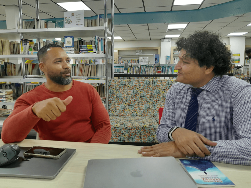 We were honoured by the visit of Fulchandji Shastri . He is on a mission spreading the preachings of Omniscient God of Peace and Non violence and Humanity all over the world. Curaçao is country number 203 that he is visiting.